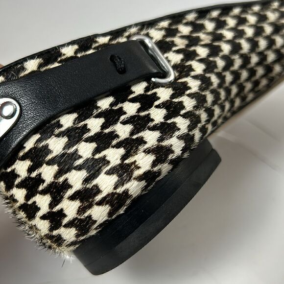 Michael Michael Kors Dion Houndstooth Haircalf Ballet Flat (Black/White) Size 6 - Picture 6 of 10